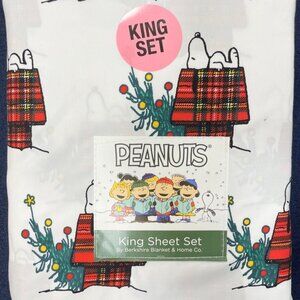 Peanuts Snoopy Tartan Christmas Doghouse KING Size Sheet Set CHRISTMAS Holiday